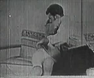 żona gorąco grać z jej cipki i dupek zbyt. Amatorki dojrzałe