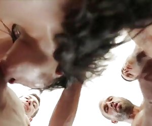 Brunette teen dostaje dobry farsz