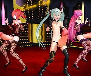 Moden kvinde &amp;amp;amp; ung fyr - dojrzała kobieta i młody chłopak 5